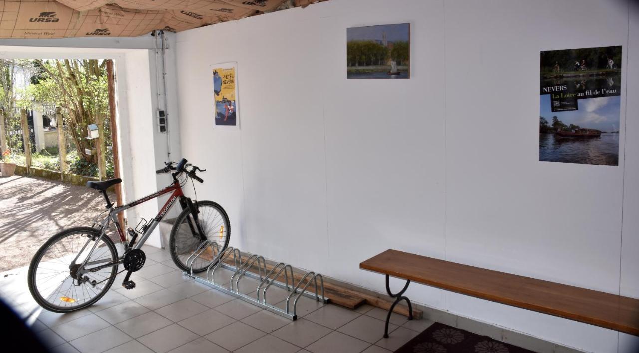 Chambre D'Hotes Le Cadran Des Chauvelles Nevers Exteriör bild
