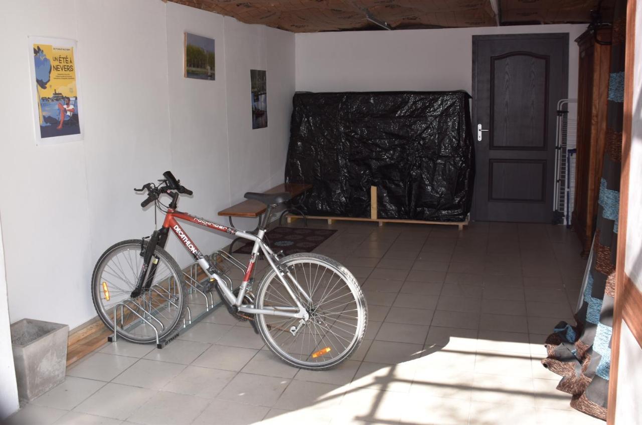 Chambre D'Hotes Le Cadran Des Chauvelles Nevers Exteriör bild